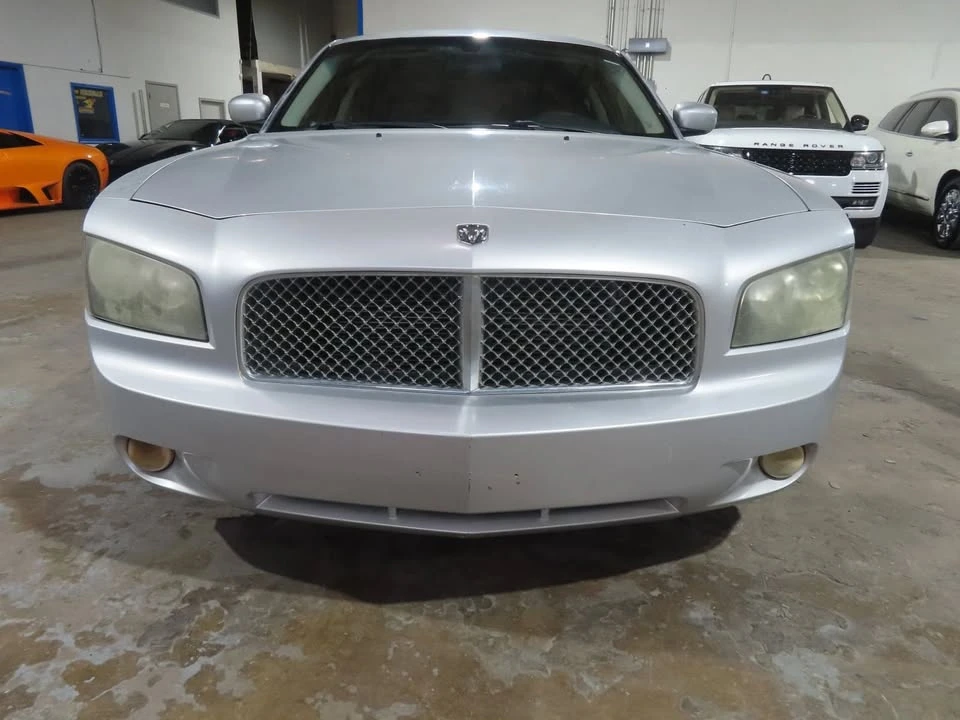 2010 Dodge Charger 6th Gen - Image 2 of 20
