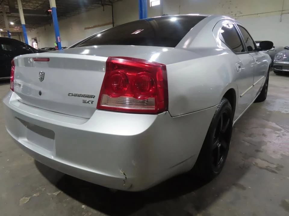 2010 Dodge Charger 6th Gen - Image 6 of 20