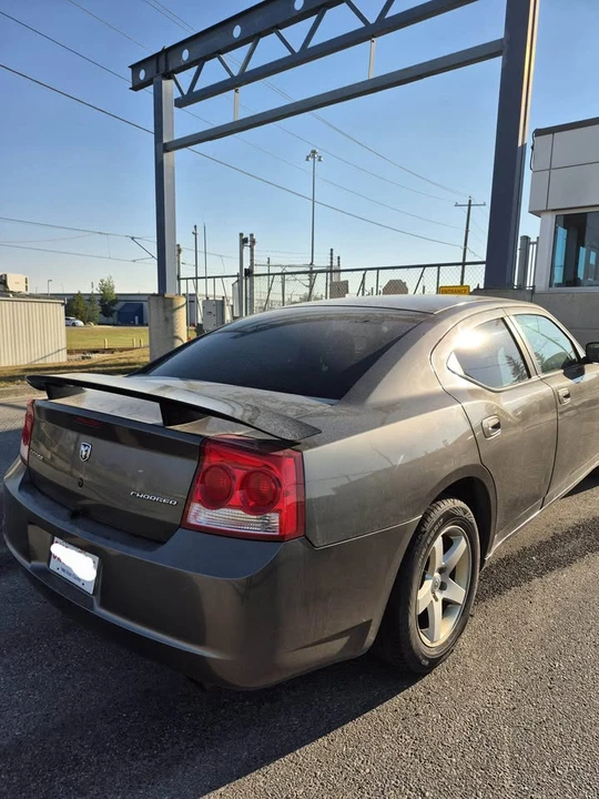 2010 Dodge Charger 6th Gen - Image 2 of 4