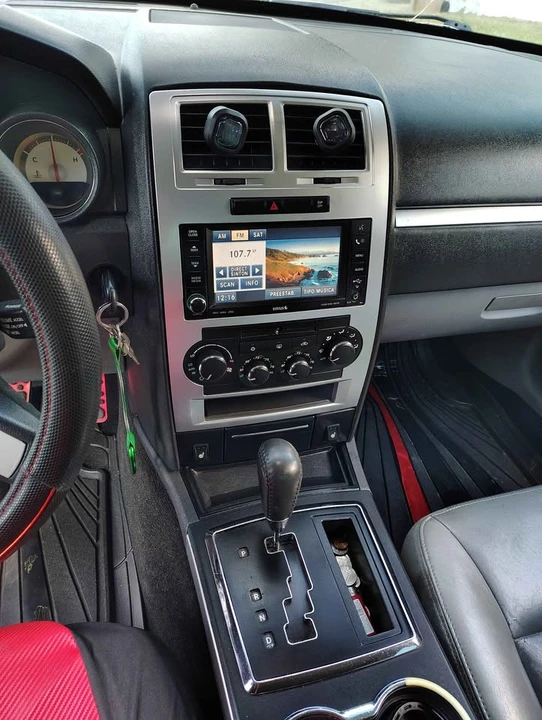 2010 Dodge Charger 6th Gen - Image 4 of 7