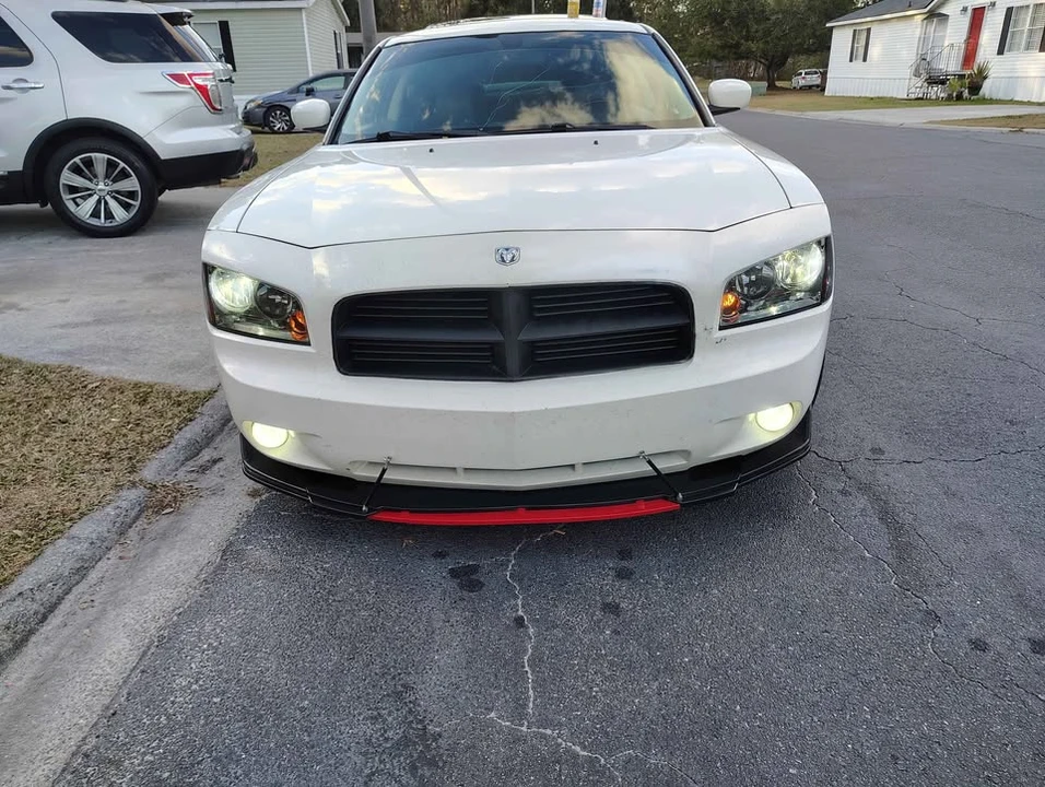 2010 Dodge Charger 6th Gen - Image 3 of 7