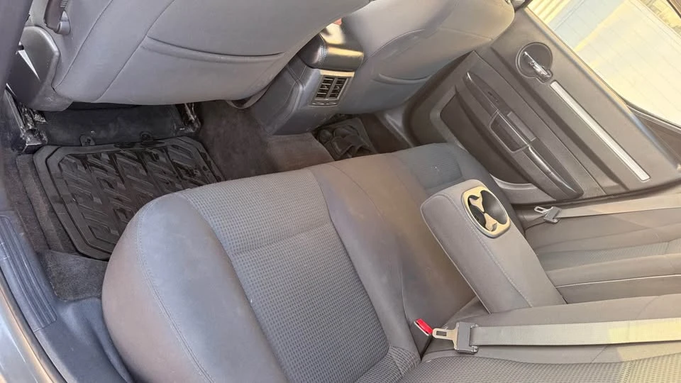 2010 Dodge Charger 6th Gen - Image 10 of 11