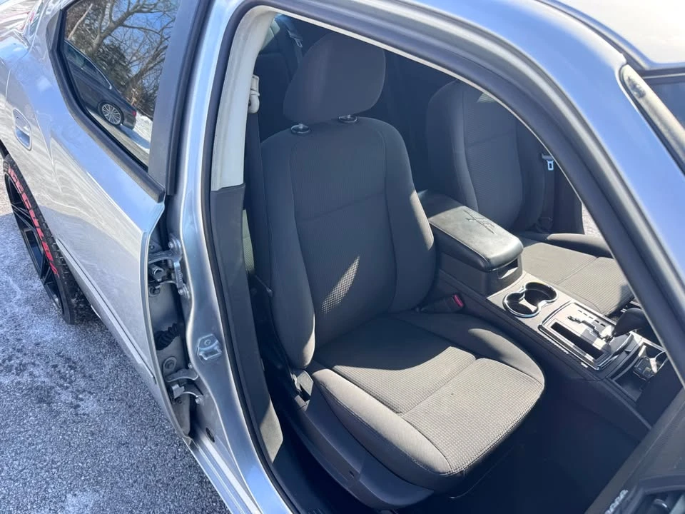 2010 Dodge Charger 6th Gen - Image 14 of 20