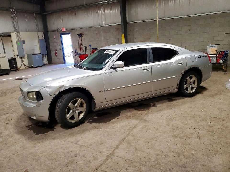 2010 Dodge Charger 6th Gen - Image 4 of 12