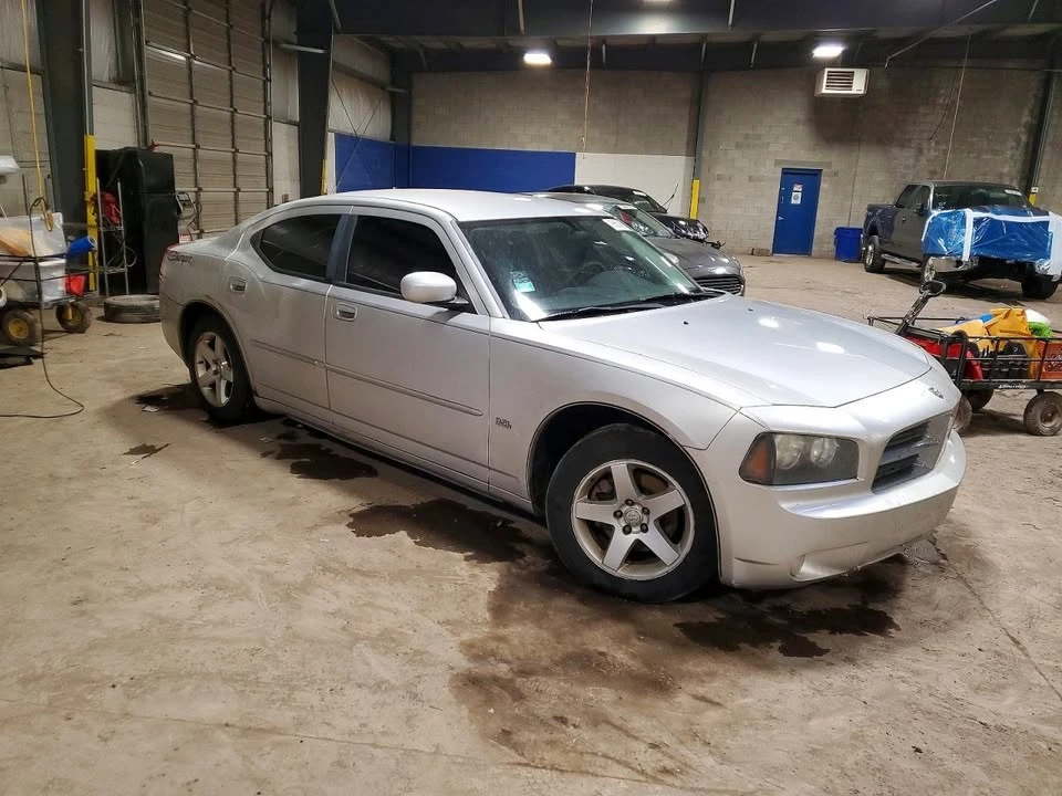 2010 Dodge Charger 6th Gen - Image 3 of 12