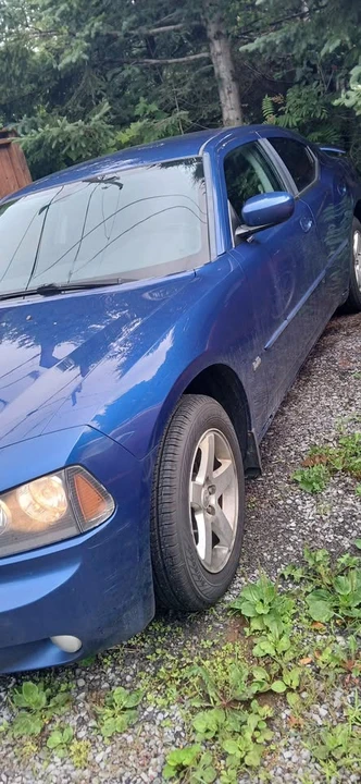 2010 Dodge Charger 6th Gen - Image 3 of 7