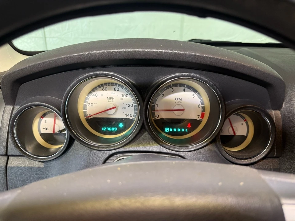 2010 Dodge Charger 6th Gen - Image 14 of 21