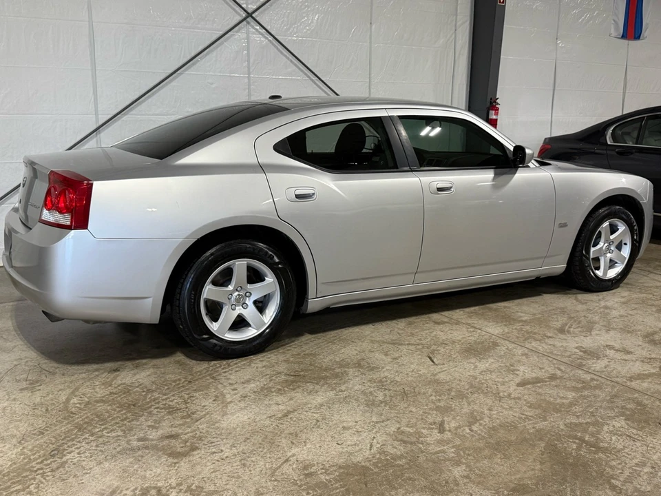 2010 Dodge Charger 6th Gen - Image 7 of 21