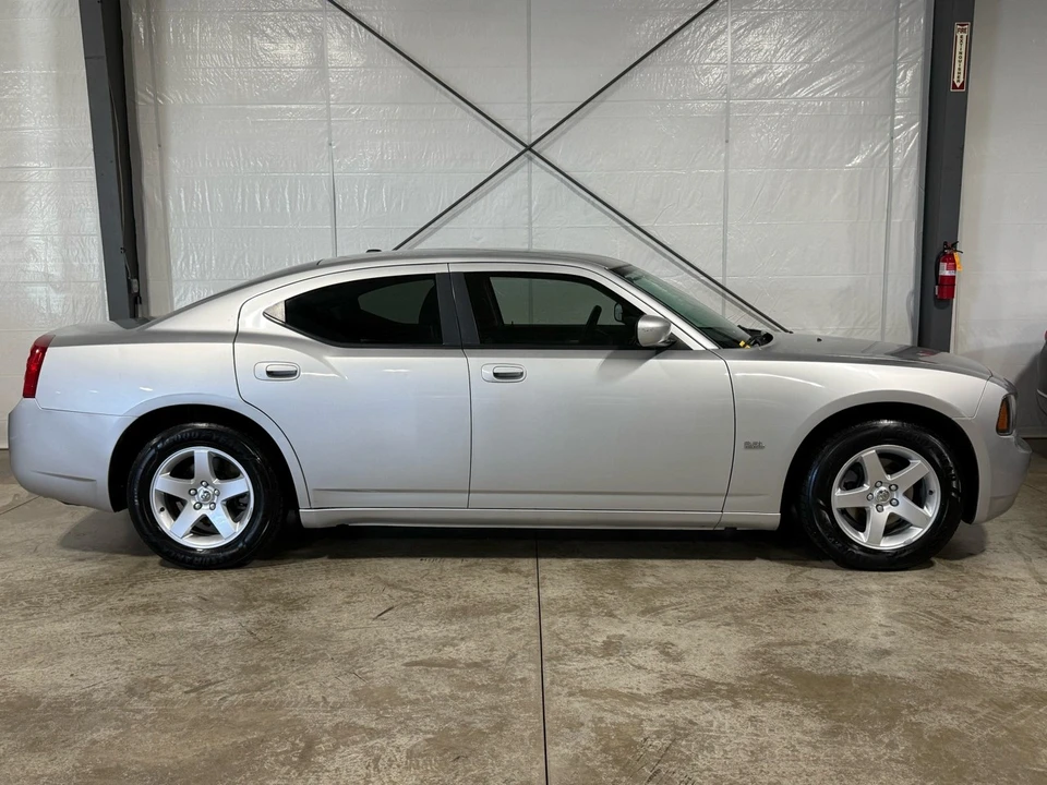 2010 Dodge Charger 6th Gen - Image 6 of 21