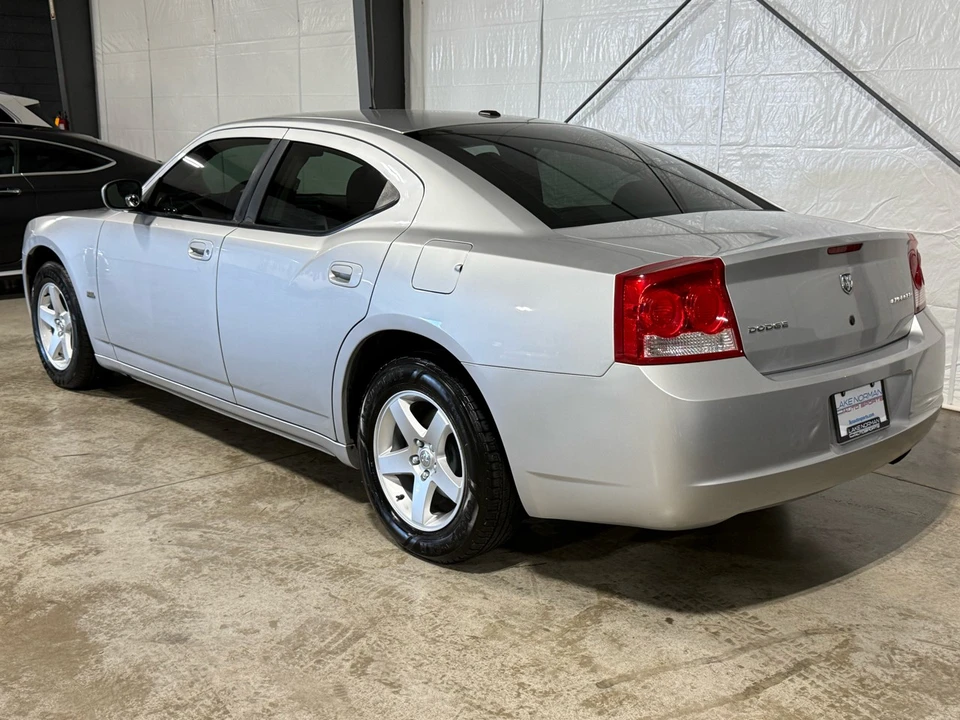 2010 Dodge Charger 6th Gen - Image 3 of 21