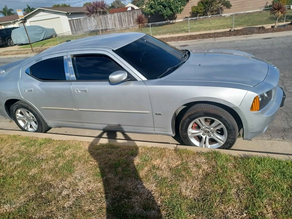 2010 Dodge Charger 6th Gen - Image 2 of 9