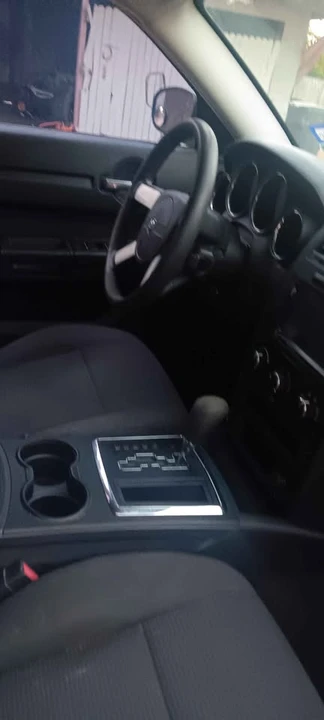 2010 Dodge Charger 6th Gen - Image 3 of 4