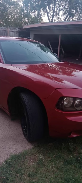 2010 Dodge Charger 6th Gen - Image 2 of 4