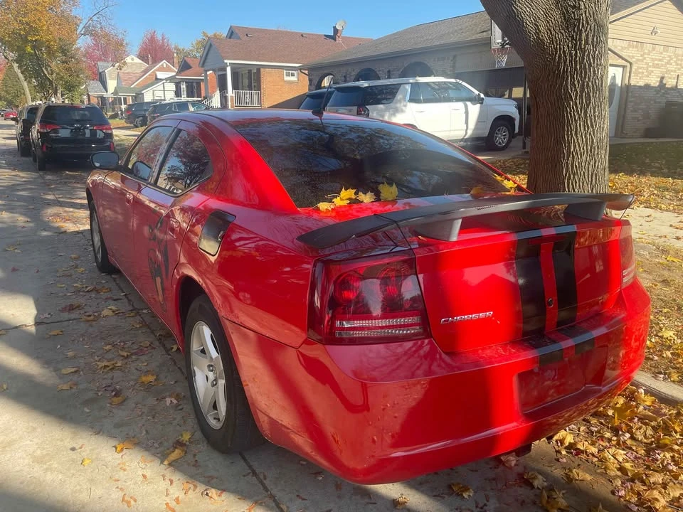 2010 Dodge Charger 6th Gen - Image 6 of 7