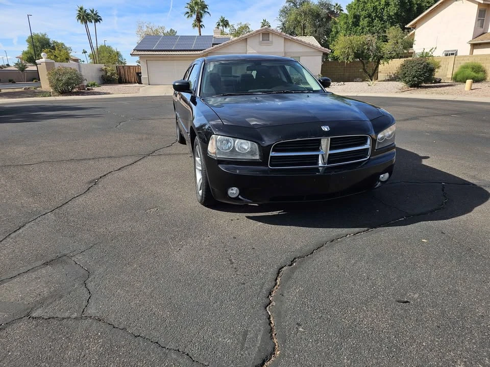 2010 Dodge Charger 6th Gen - Image 2 of 5