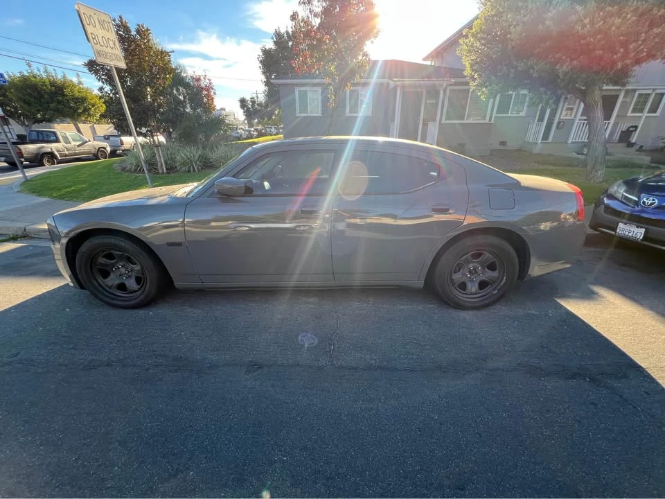 2010 Dodge Charger 6th Gen - Image 3 of 5