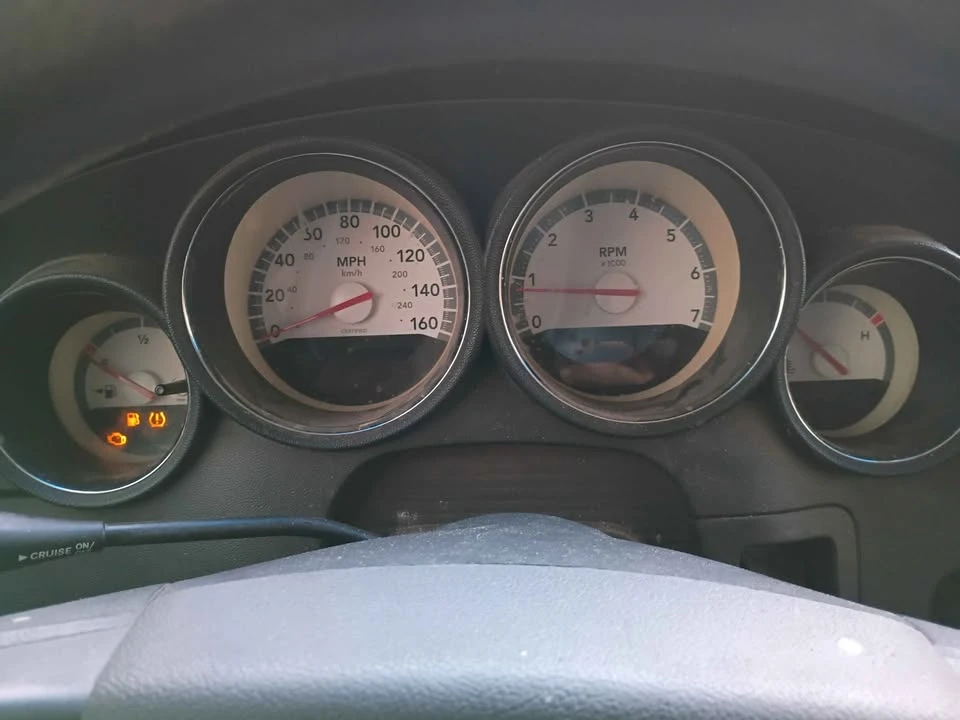 2010 Dodge Charger 6th Gen - Image 8 of 9
