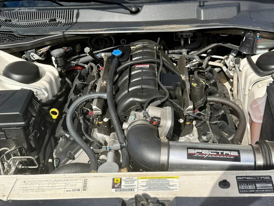 2010 Dodge Charger 6th Gen - Image 16 of 19
