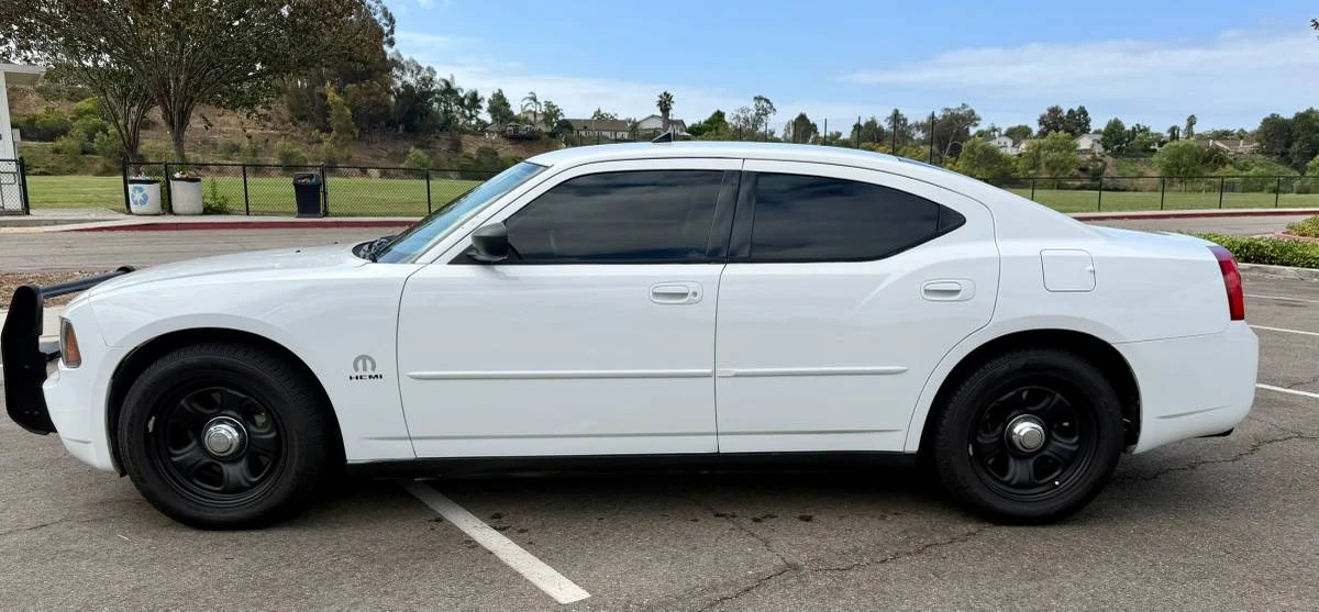 2010 Dodge Charger 6th Gen - Image 2 of 19