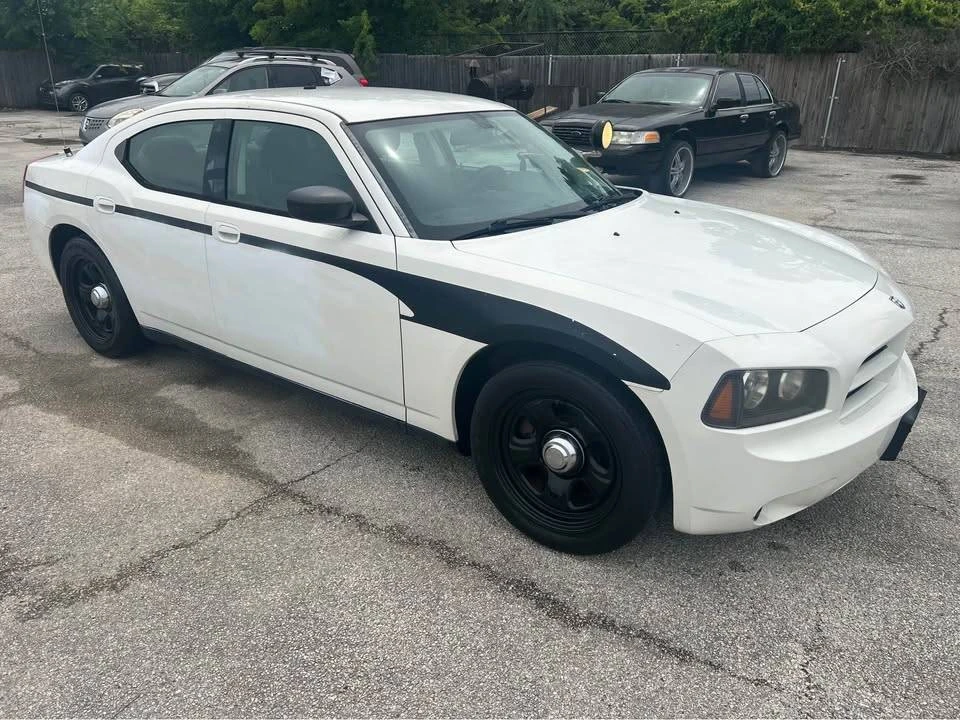 2010 Dodge Charger 6th Gen - Image 2 of 12