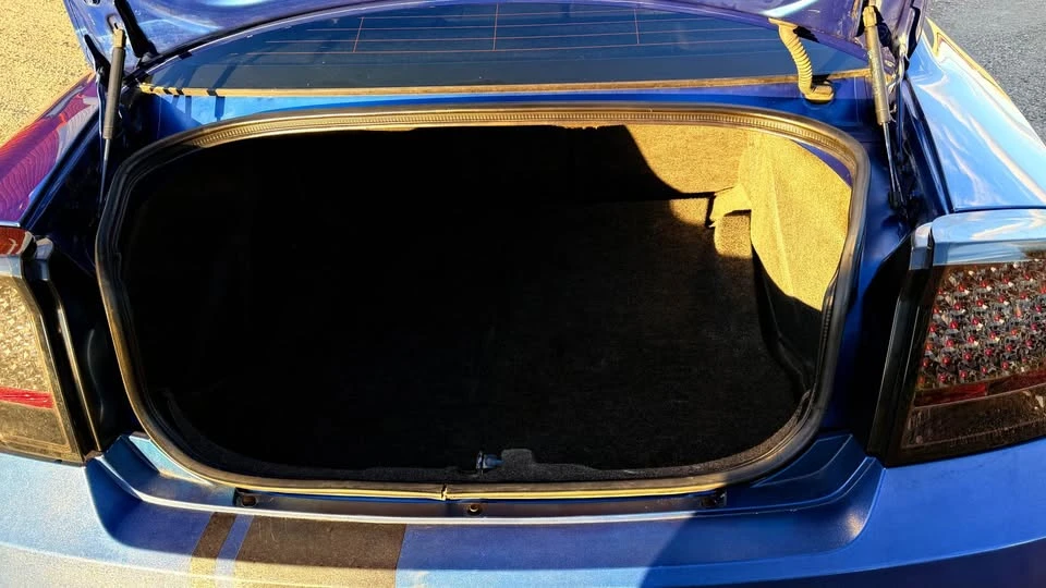 2010 Dodge Charger 6th Gen - Image 8 of 16