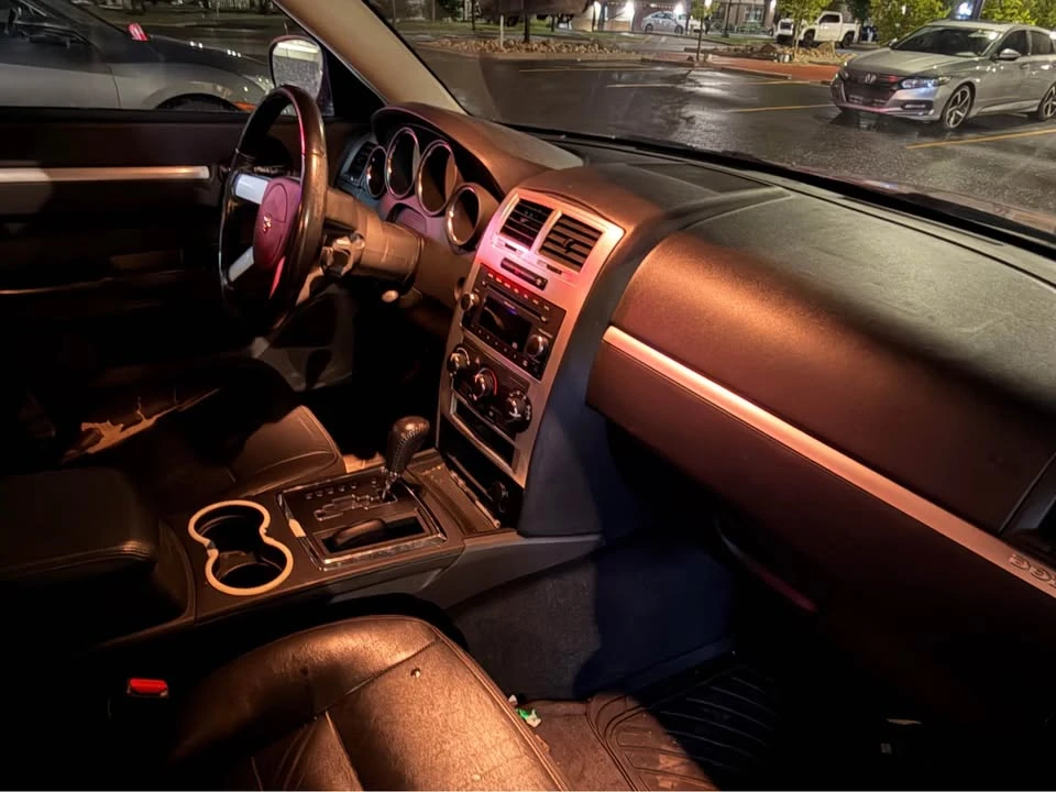 2010 Dodge Charger 6th Gen - Image 6 of 7