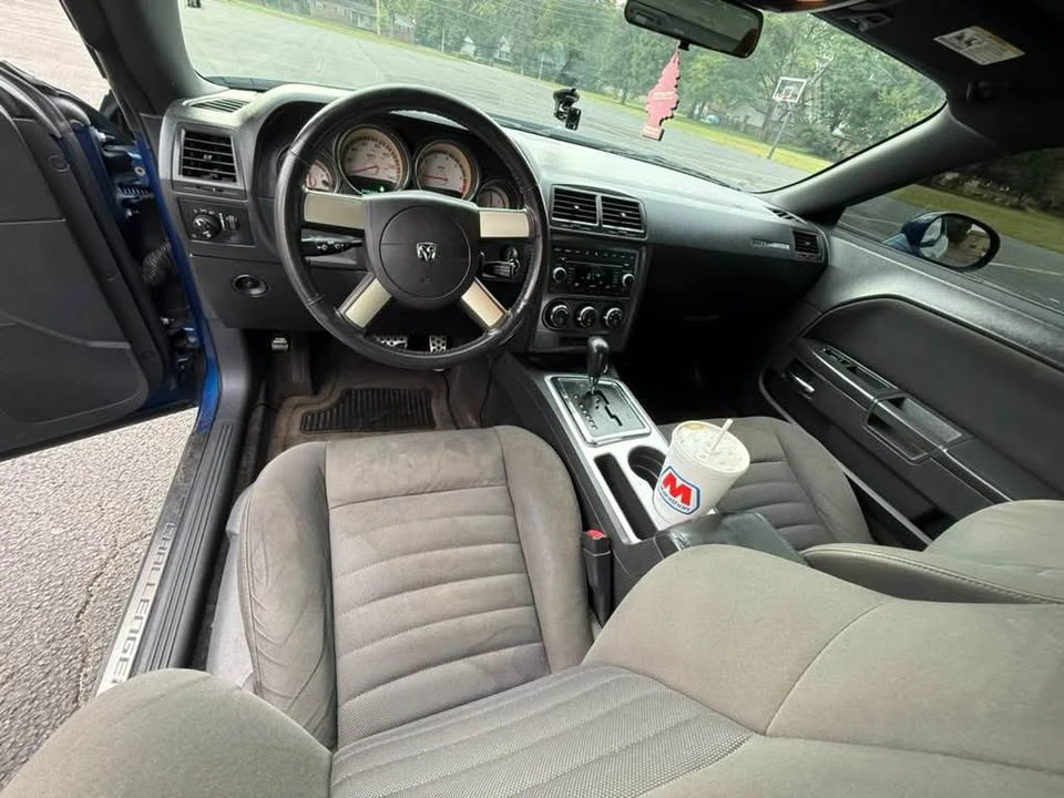 2010 Dodge Charger 6th Gen - Image 12 of 20