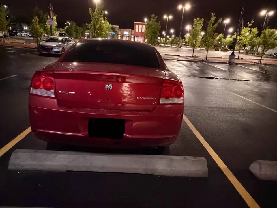 2010 Dodge Charger 6th Gen - Image 4 of 7