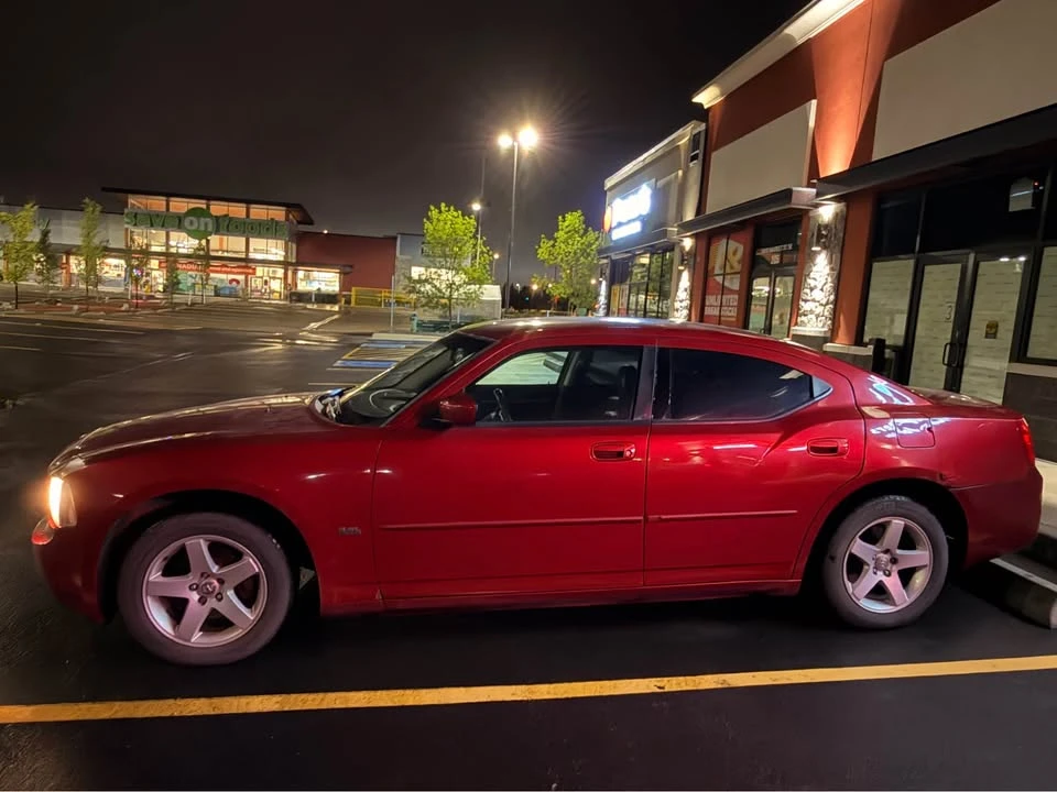 2010 Dodge Charger 6th Gen - Image 3 of 7