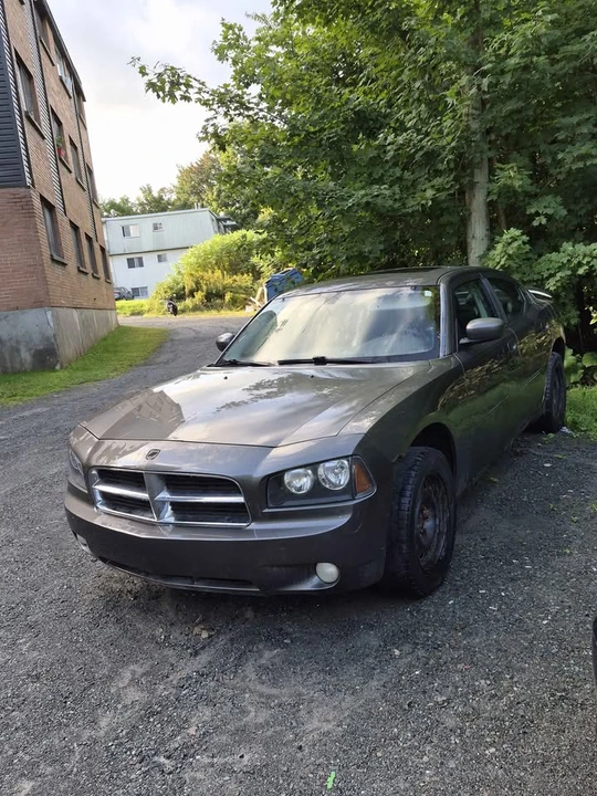2010 Dodge Charger 6th Gen - Image 2 of 3
