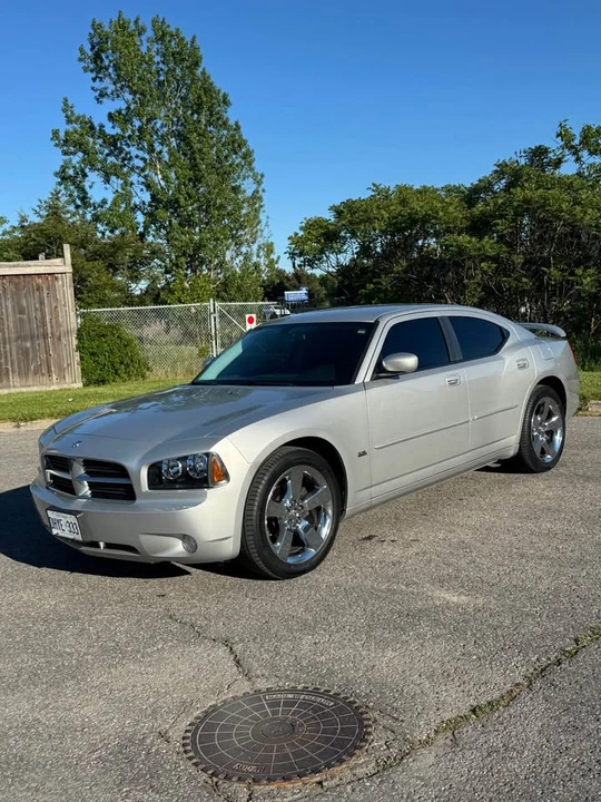 2010 Dodge Charger 6th Gen - Image 2 of 5