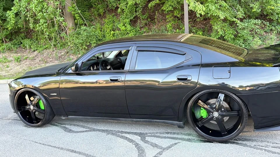 2010 Dodge Charger 6th Gen - Image 13 of 13