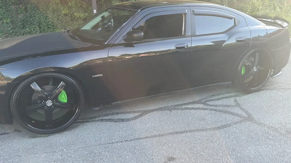 2010 Dodge Charger 6th Gen - Image 3 of 13