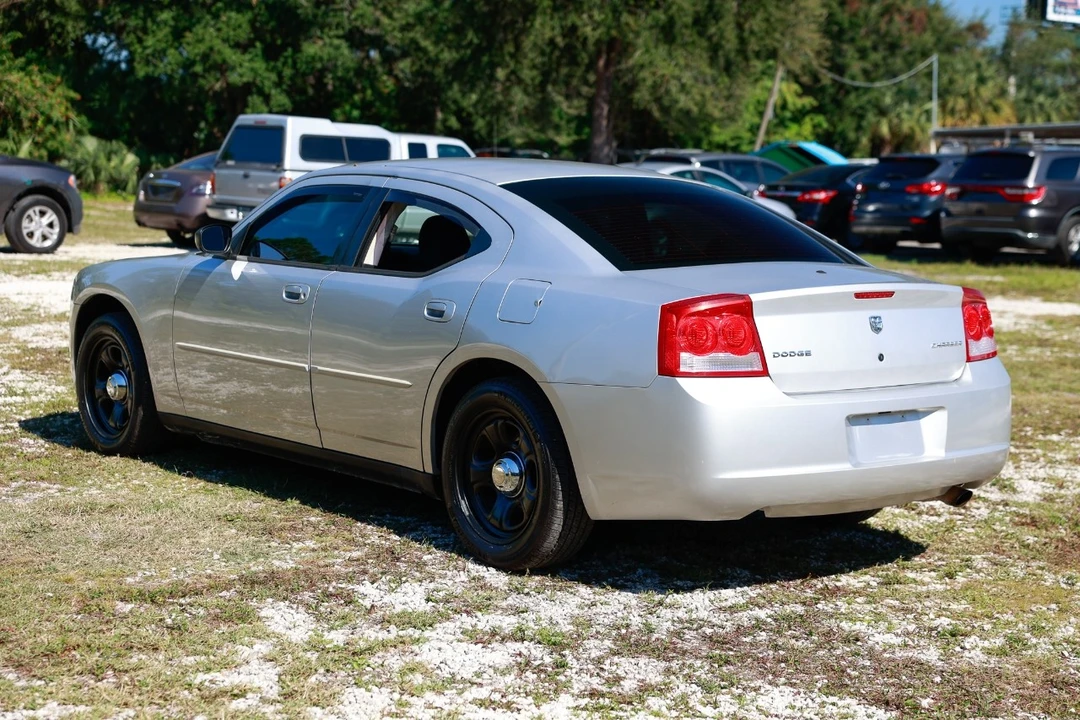 2010 Dodge Charger 6th Gen - Image 5 of 12