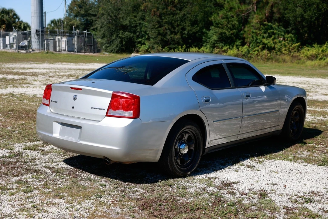 2010 Dodge Charger 6th Gen - Image 11 of 12