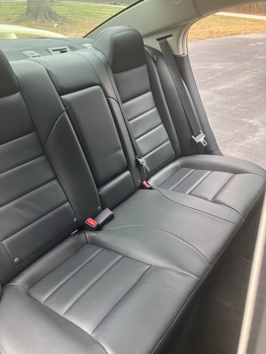 2010 Dodge Charger 6th Gen - Image 18 of 31