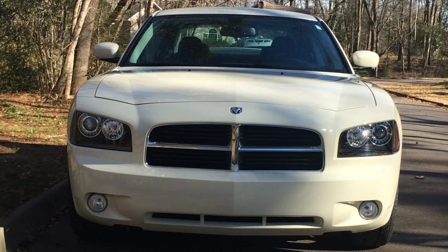 2010 Dodge Charger 6th Gen - Image 3 of 31