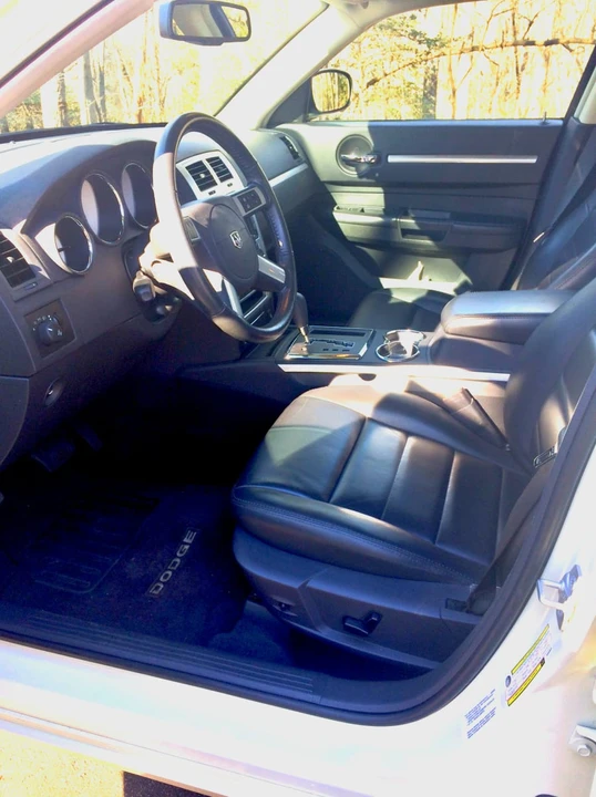 2010 Dodge Charger 6th Gen - Image 22 of 31