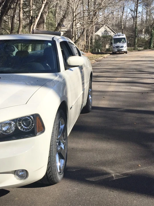 2010 Dodge Charger 6th Gen - Image 12 of 31