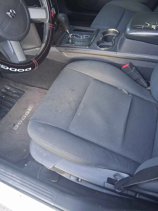 2010 Dodge Charger 6th Gen - Image 6 of 16