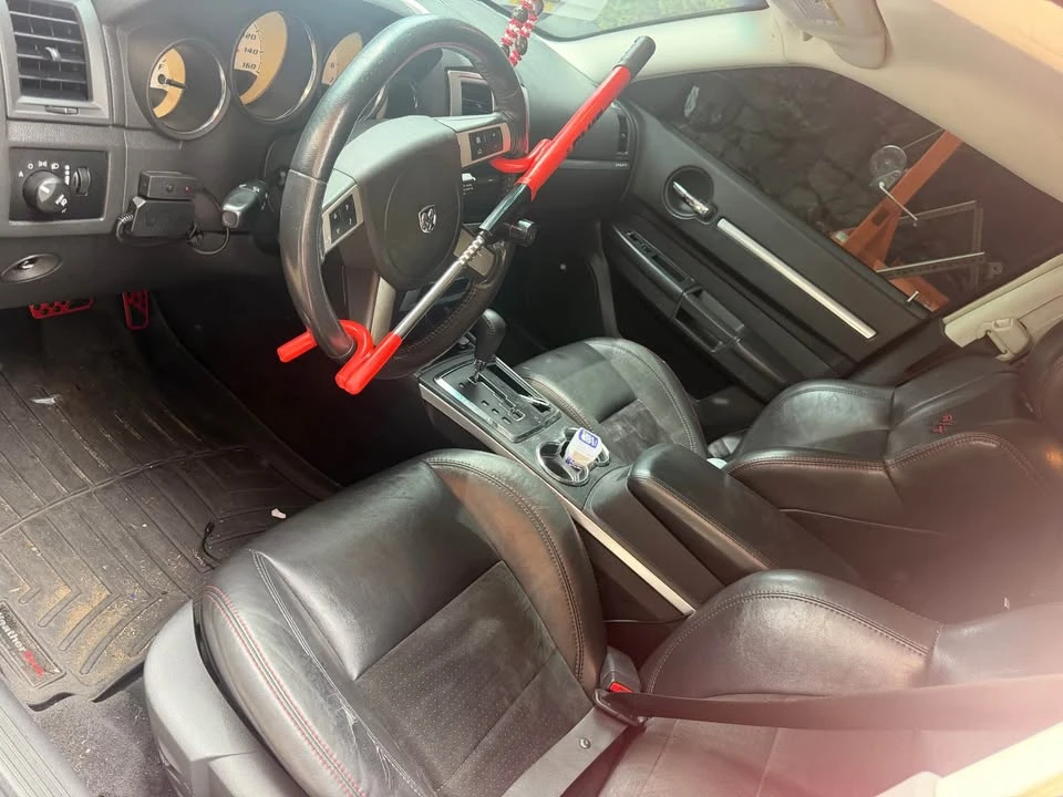 2010 Dodge Charger 6th Gen - Image 9 of 9