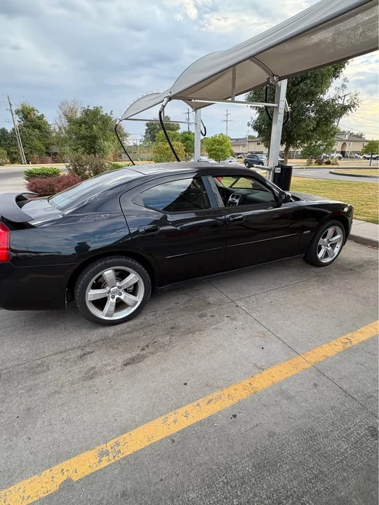 2010 Dodge Charger 6th Gen - Image 2 of 6