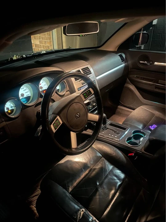 2010 Dodge Charger 6th Gen - Image 3 of 5