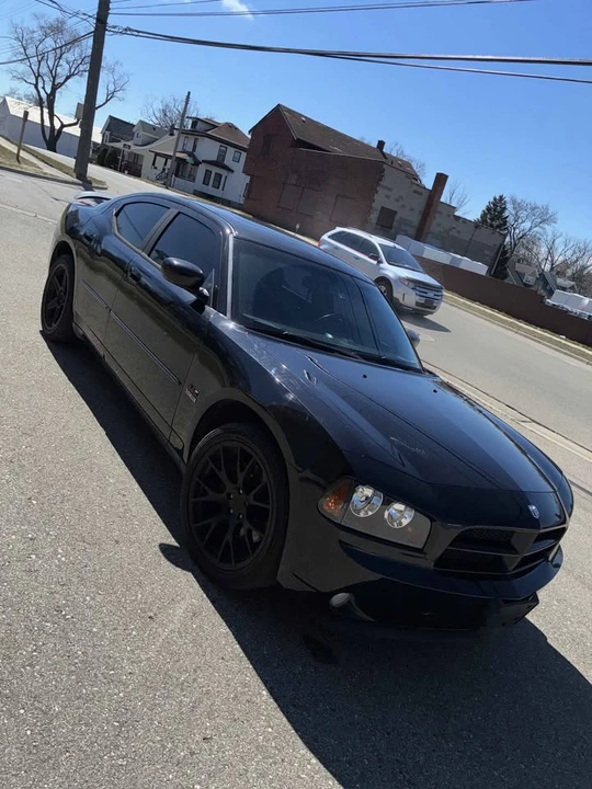 2010 Dodge Charger 6th Gen - Image 9 of 14