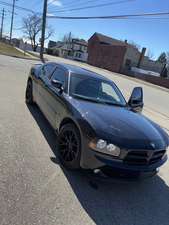 2010 Dodge Charger 6th Gen - Image 2 of 14