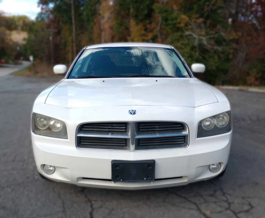 2010 Dodge Charger 6th Gen - Image 2 of 8