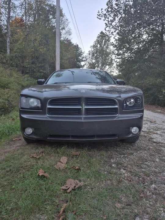 2010 Dodge Charger 6th Gen - Image 4 of 8