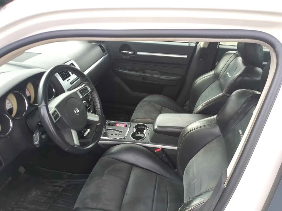 2010 Dodge Charger 6th Gen - Image 7 of 10