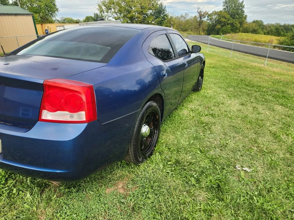 2010 Dodge Charger 6th Gen - Image 5 of 5