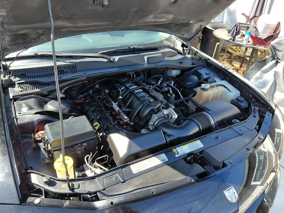 2010 Dodge Charger 6th Gen - Image 7 of 7